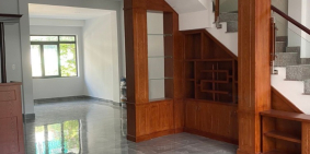 Bán nhà 1 trệt 2 lầu trong khu dân cư Khang Điền giá cực hót