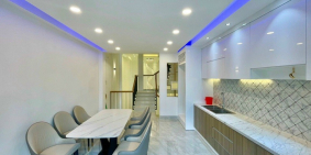 Bán gấp chịu lỗ 2 tỷ kẹt ngân hàng không xoay tiền kịp