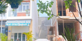 Cần bán gấp đất MT Phan Đăng Lưu, Q. Phú Nhuận, sát giá mềm 80m2 SHR. Chỉ 2,3 tỷ