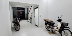 Đẳng Cấp 5 Sao Số Một Tôn Thất Tùng Quận Đống Đa DT 40m2 x 4 tầng mt 3.7m2 nhỉnh