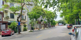 Đất Phân Lô, mặt phố Việt Hưng, Hiếm nhà bán, Vỉa hè, Kinh doanh Đỉnh.