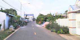 Bán nhà c4 trung tâm thị trấn đất đỏ, huyện đất đỏ.