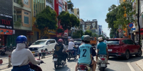 Bán gấp lô đất MT đường Hoàng Diệu, p.12, quận 4, giá 2.5 tỷ, SHR, TC100%