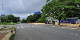 Bán nhà 5x18 xây dựng 3 lầu, Khu dân cư Phú Mỹ Gần chung cư Đức Khải Q7