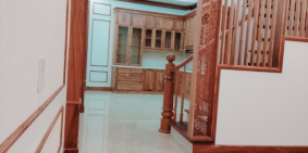 Bán nhà Xuân Đỉnh, DT: 35m2 xây 5 tầng, giá 3.75 tỷ, oto vào ngõ, gần trường học