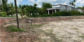 Nhượng lô khách ngộp ngã 3 trung tâm Tân Biên đối diện trường c3 dân đông 333tr