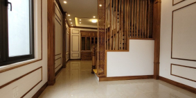 Bán nhà Xuân Đỉnh - Xuân La, 42m2x5T, Giá chỉ 6.2 tỷ. Nội thất gỗ cao cấp