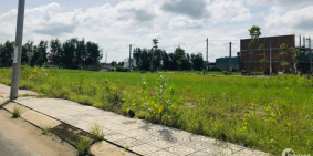 Còn vài miếng 2 MT view sông. Sang tên công chứng và xây dựng ngay.