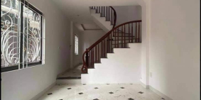 Nhà PHƯƠNG CANH Rộng Thoáng 40M 4 Tầng,5 phòng rộng,nội thất đẹp xịn