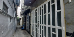 Nhà nhỏ hẻm ba gác Lê Quang Định,Bình Thạnh 3 tầng đúc 2pn chỉ 3.5ty TL