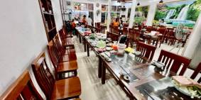 Bán nhà phố Nguyễn Khánh Toàn, Cầu Giấy. Dt 210m2, 3T, Mt 8m, Giá 70Ty. Vỉa hè r