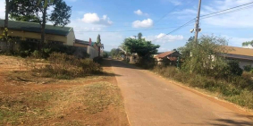 Chị tôi cần bán miếng đất gần UBND xã Tân Lợi ngang 25m dài 86m giá chỉ 450tr.