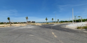 Đất lô biệt thự mặt tiền sông Cổ Cò -phía nam Đà Nẵng với 2,7ty ( 60%)