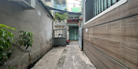 Nhà chính chủ: HẻmXeHơi 1/ Tô Hiến Thành, 4.5x10m 1Trệt 4Lầu. 7PN 6WC. MG 1%