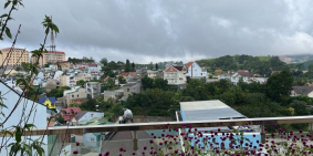 Bán gấp khách sạn mới hẻm Mai Hắc Đế, P6, Đà Lạt, giá cực kì tốt