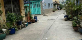 Ô TÔ ĐỖ CỬA NHÀ CẦN BÁN ĐƯỜNG VƯỜN LÀI, 40M2, CHỈ 4.05 TỶ.LH 0943132727.