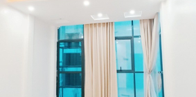 Bán nhà 6 tầng ngõ 204 Trần Duy Hưng 60m2 thang máy giá 17.8 tỷ Lh 0386380199