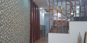 Bán gấp nhà Hoàng Văn Thái 100m2 x 1ty9