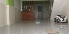 Nhà 60,5m2, 2PN2WC , hẻm xe hơi, Đối diện Vạn Phúc