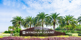 Bán căn hộ nghỉ dưỡng sổ hồng lâu dài được bao quanh bởi núi sông hồ biển