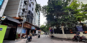 Bán nhà mặt phố Linh Lang, Ba Đình. DT 60m2, 5T, Mt 6m, Giá 21Ty. KDoanh đa dạng