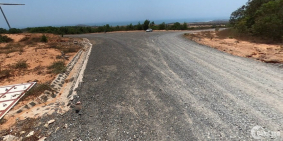 3000m2 cần bán 2 mặt tiền đường xã Hòa Thắng, view biển, sổ sẵn