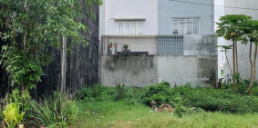 Bán đất chính chủ , SHR chỉ 2.3tỷ 90m2, nằm trong 3 Khu dân cư,MT 15m , xdtc.