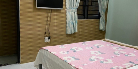 Bán hotel khách sạn mới xây, cao ráo thoáng mát, đầy đủ tiện nghi, gần Aeon Mall