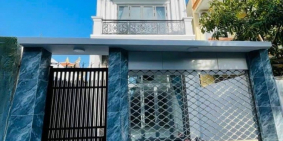 Bán nhà 1 trệt 2 lầu hẻm trước nhà 5m có sân đậu xe oto 7 chỗ đường Phạm H Thái