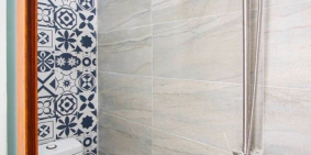 Nhà lầu đẹp hoàn công đường Hùng Vương - phía sau Honda Hồng Đức