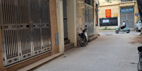 Siêu Phẩm Chân Dài Trần Khát Chân DT 40m2 x 5tầng, mt 4.8m2 giá 6.1 tỷ