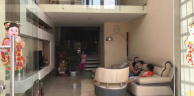 Bàn nhà phố đường Hậu Giang Quận 6