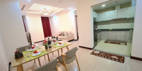 Cho thuê căn hộ 114m2 view thành phố 2PN sáng tự nhiên tầng 34 Royal City