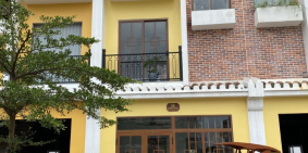 Nhà phố 3 tầng, view sông, ngay bến du thuyền khu đô thị Nam Hội An City, sổ sẵn