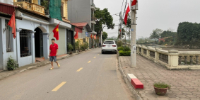 Cần bán 61,8m2 đất thổ cư, vuông đét, view hồ Thôn Đặng, xã Đặng Xá