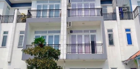 Bán căn nhà phố Phúc An City (shr/ giá 2tỷ950) bao hết phí