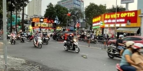 QUẬN 10, MẶT TIỀN ĐƯỜNG LÝ THƯỜNG KIỆT, 38m2, 3 TẦNG, 21 tỷ 5 (TL)