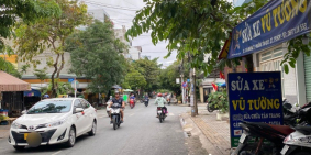 CHÍNH CHỦ GỬI _ MT NGANG 8M, P.TÂN QUY QUẬN 7 SÁT LOTTEMART