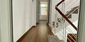 Bán nhà Cầu Giấy,Thoáng trước sau,Sát phố, 50m oto,trước nhà 3m,40Mx4T 4ty38