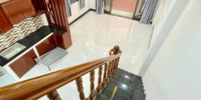 Nhà góc 2 mặt tiền cặp bên bệnh viện Đa Khoa Trung Trương Cần Thơ