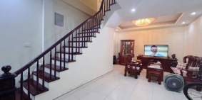 Bán Gấp Nhà Mới Phạm Văn Đồng, 40m2, 6 Tầng, Ngõ Oto, Kinh Doanh