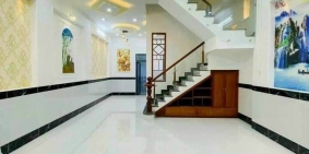 NHÀ 2 LẦU VIEW CÔNG VIÊN NAM LONG CẦN THƠ