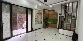 Bán nhà chính kinh Thanh xuân 30m x6 tầng, ngõ thông thoáng giá 4 tỷ