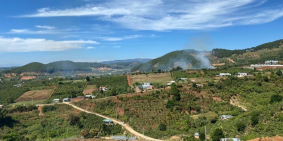 nghĩ dưỡng ngoại ô Đà Lạt 500m2 sẳn 200m2 thổ cư