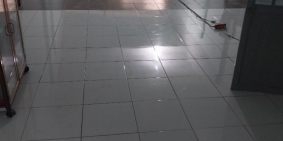 Nhà đối diện trường cấp 3 Lê mình xuân. Ae cần lh