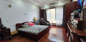 Mặt phố Lê Lợi sầm uất gần chợ Hà Đông 120m2x4T chỉ 31.89 tỷ. LH 0989.62.6116