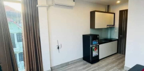 Bán CCMN ngõ 387 Vũ Tông Phan 140m2 7 tầng mt 7.3m 28 tỷ, ô tô, 160tr/th ~7%/năm