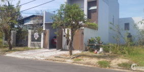 Chính chủ gửi bán lô đất Nguyễn Cơ  Thạch, chiều ngang 6m kẹp cống giá siêu tốt