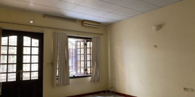 Cho thuê nhà Thanh Nhàn 65m2x4 tầng ô tô vp, chdv 20tr