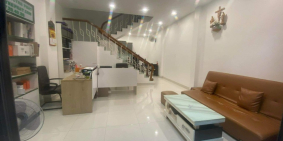 Nhà đẹp,hẻm xe hơi tránh,ngang lớn,đối diện Emart Phan Văn Trị,P.5,GV:giá tốt